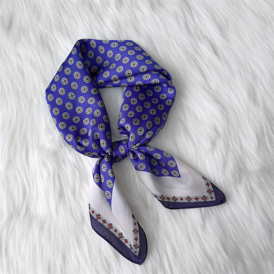 Foulard "L'Essence du Luxe"