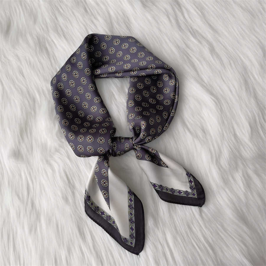 Foulard "L'Essence du Luxe"