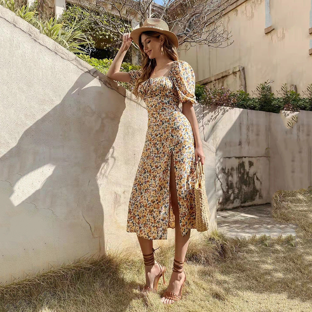 Robe Florale à Fente – Coupe Midi