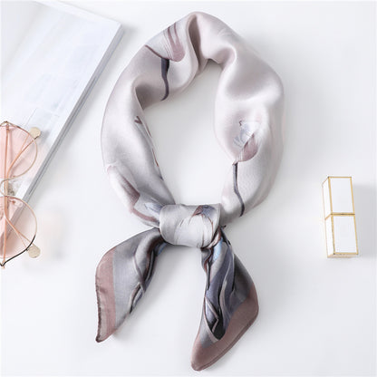 Foulard "Éclat Floral" en Soie