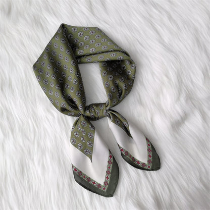 Foulard "L'Essence du Luxe"