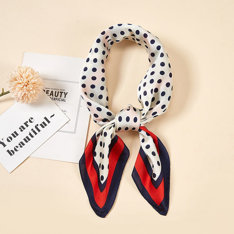 Foulard "Rétro Chic" en Soie
