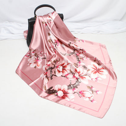 Foulard "Élégance Florale" en Soie