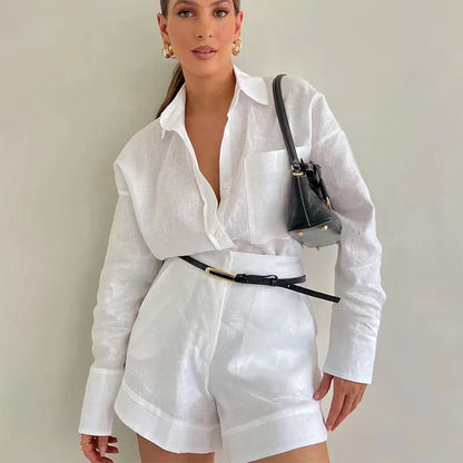 Style Épuré – Chemise Oversize & Short Structuré