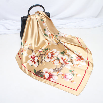 Foulard "Élégance Florale" en Soie