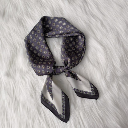Foulard "L'Essence du Luxe"