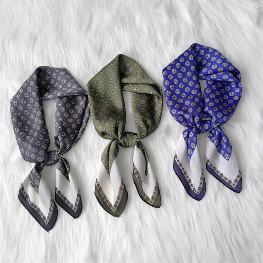 Foulard "L'Essence du Luxe"