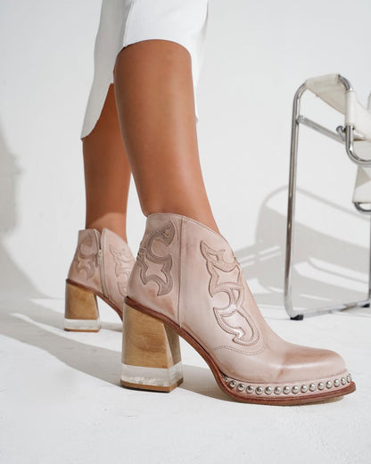 Tanus Spirit – Bottines Sculptées à Talon Carré & Charme Sauvage