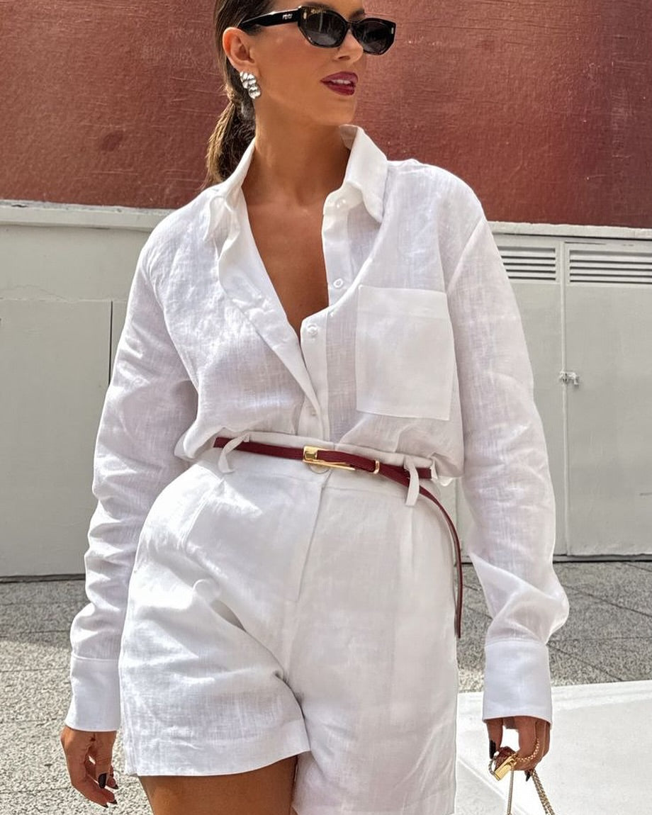 Style Épuré – Chemise Oversize & Short Structuré
